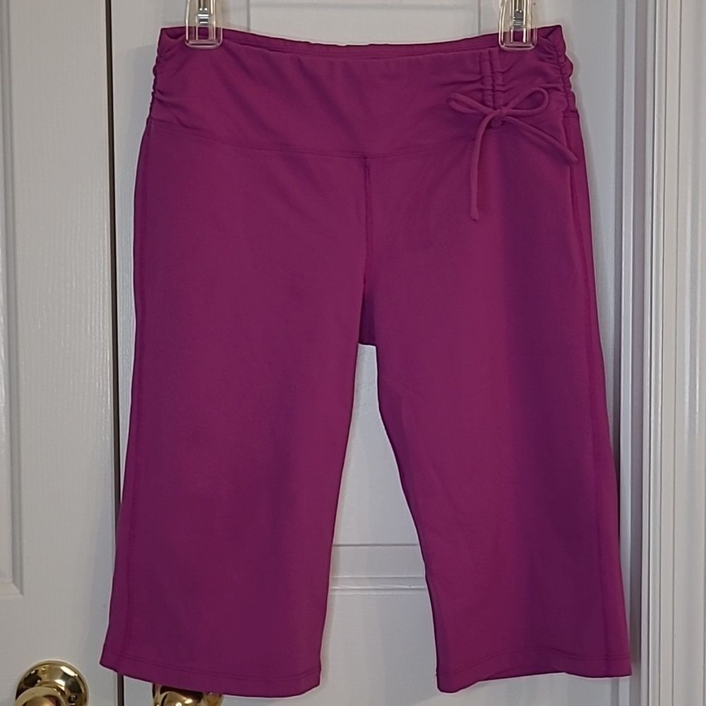 Prana 13" Straight Leg Leggings with side Cinch Size Medium